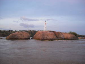 El 'Oriconmetro' que mide la altura del ro Orinoco frente a Ciudad Bolvar