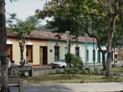 Casas cerca del Ro Caribe