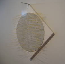 Jesús Soto Circulo blanco sobre rombo